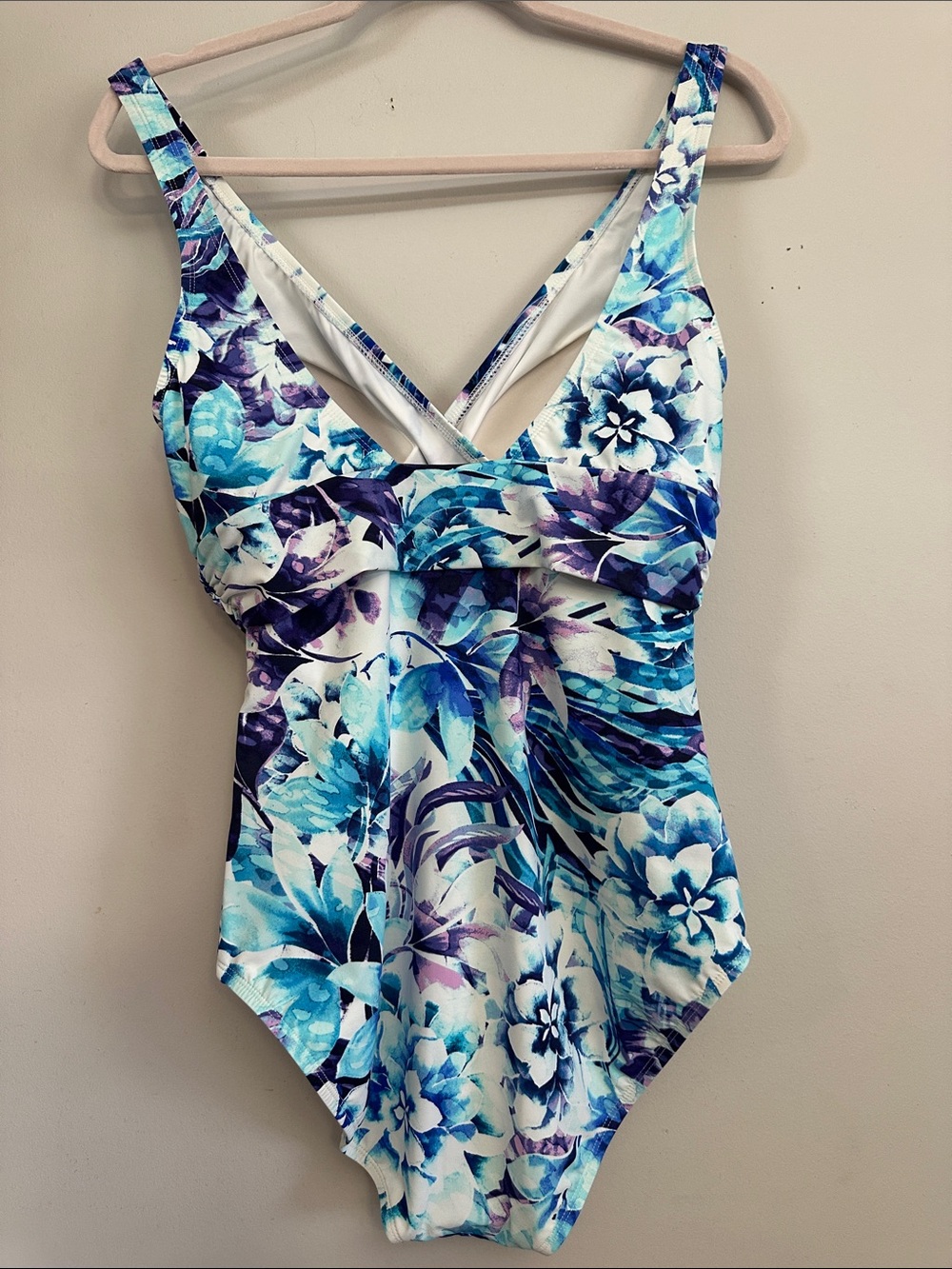 Tommy Bahama Island Sculpt V-neck Blue & Purple Floral One-Piece Swimsuit🩱Sz 10 - Picture 14 of 15